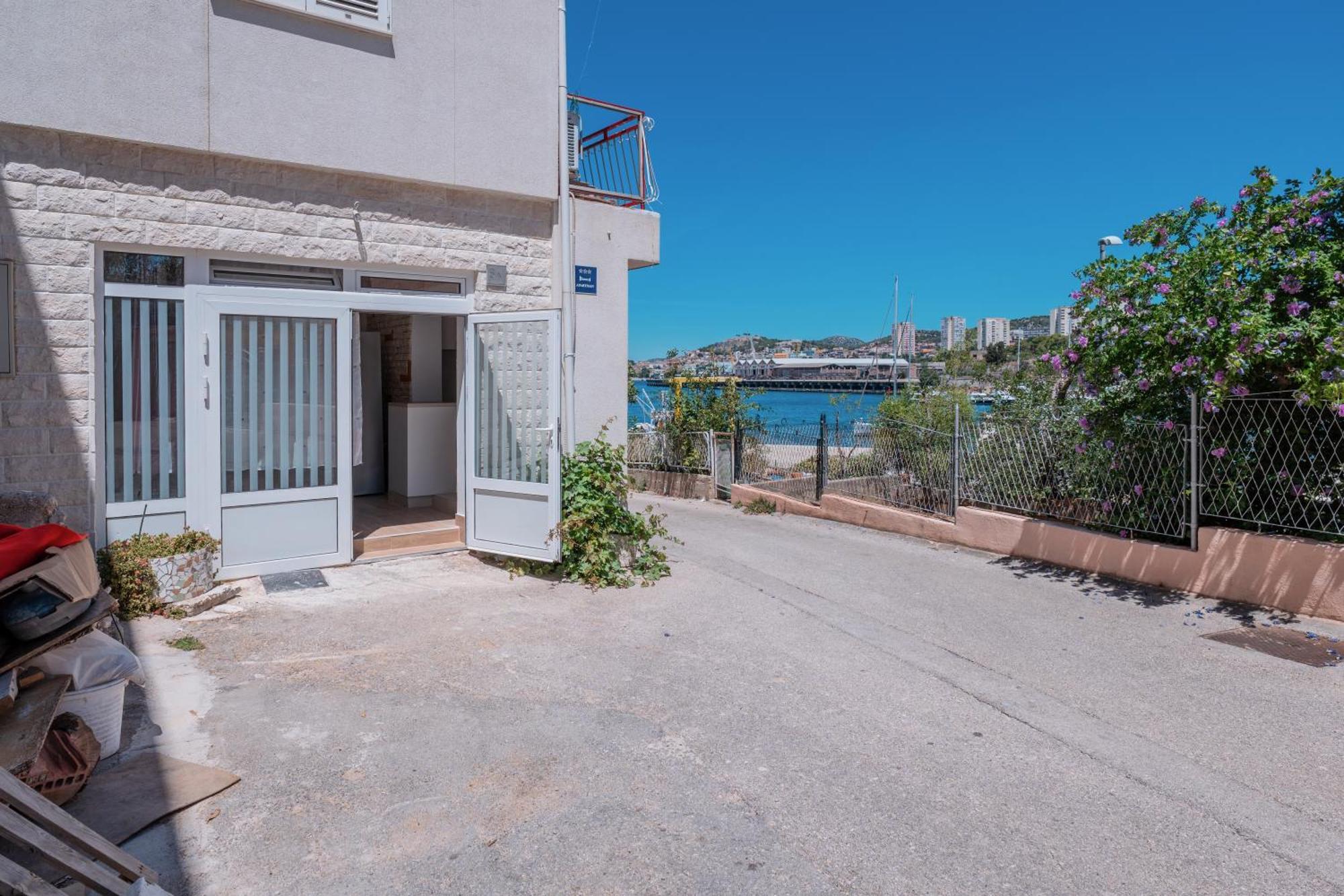 Apartments Ema Sibenik Exterior photo