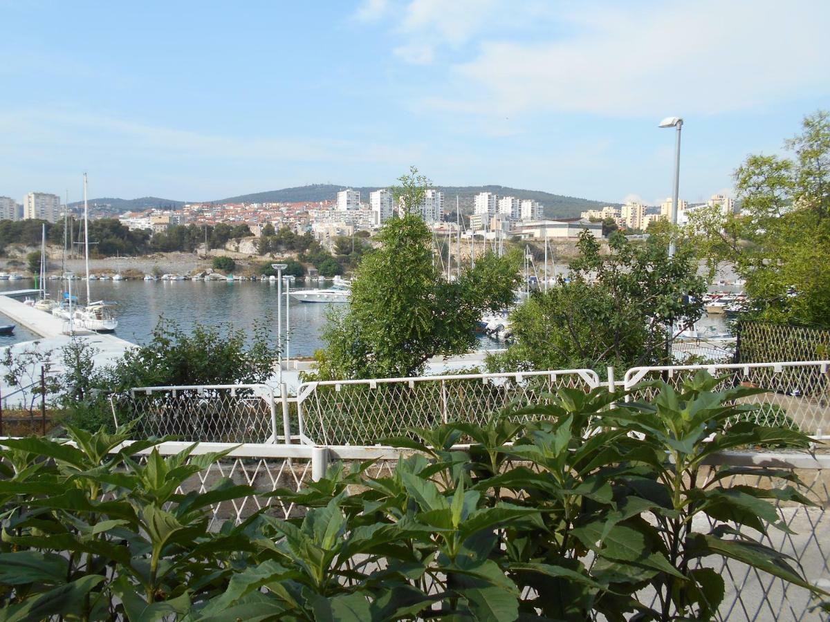 Apartments Ema Sibenik Exterior photo